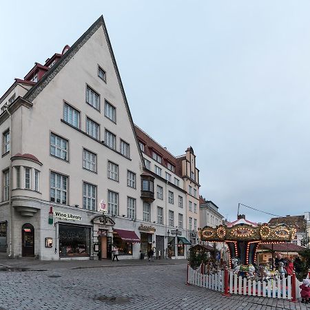 Goodson & Red Old Town Apartments Tallinn Eksteriør billede